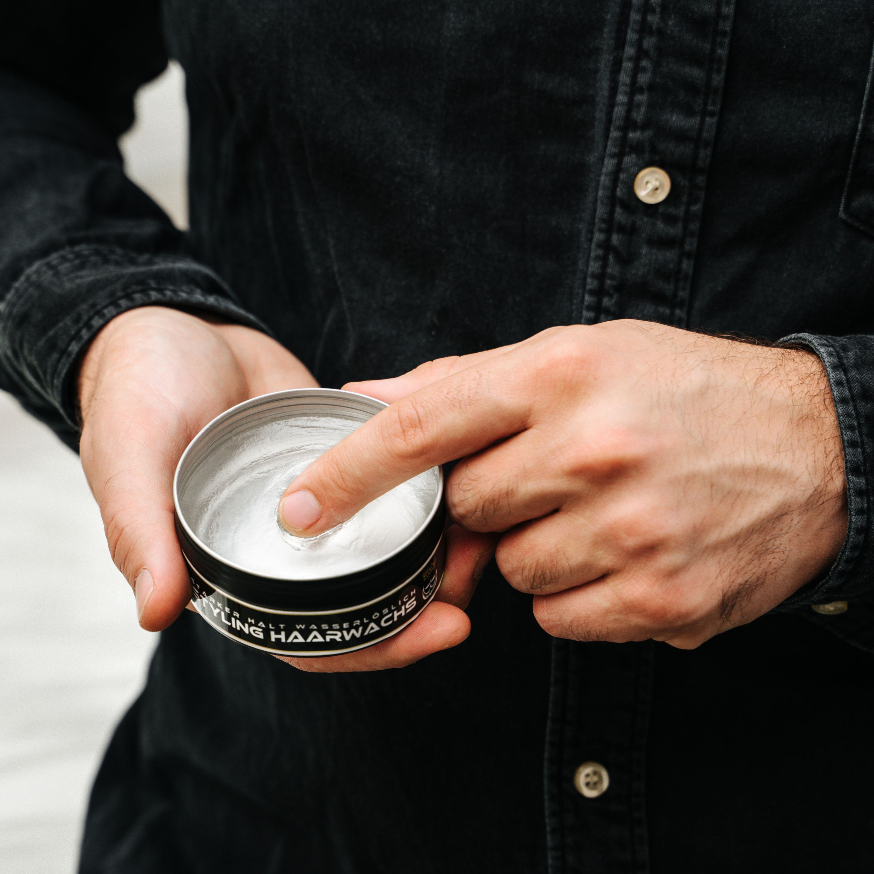 SIDO BARBER Shop Haarwachs Männer mit Farbe (Weiß) - Friseur Haar Wachs für starken Halt - Hair Wax für Herren ohne Schmieren, Kleben & Rückstände